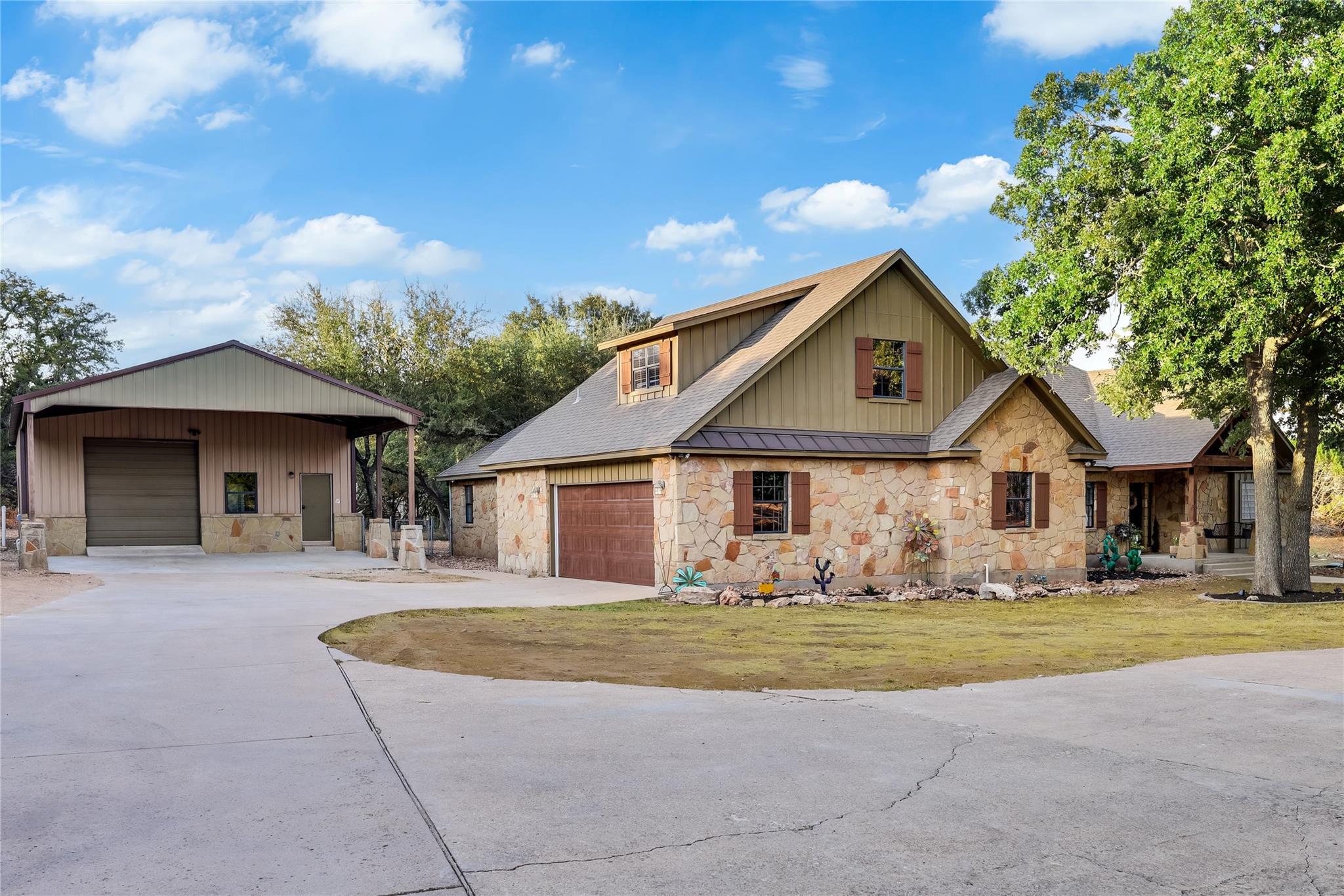 116 Apache Trl Property Photo 23
