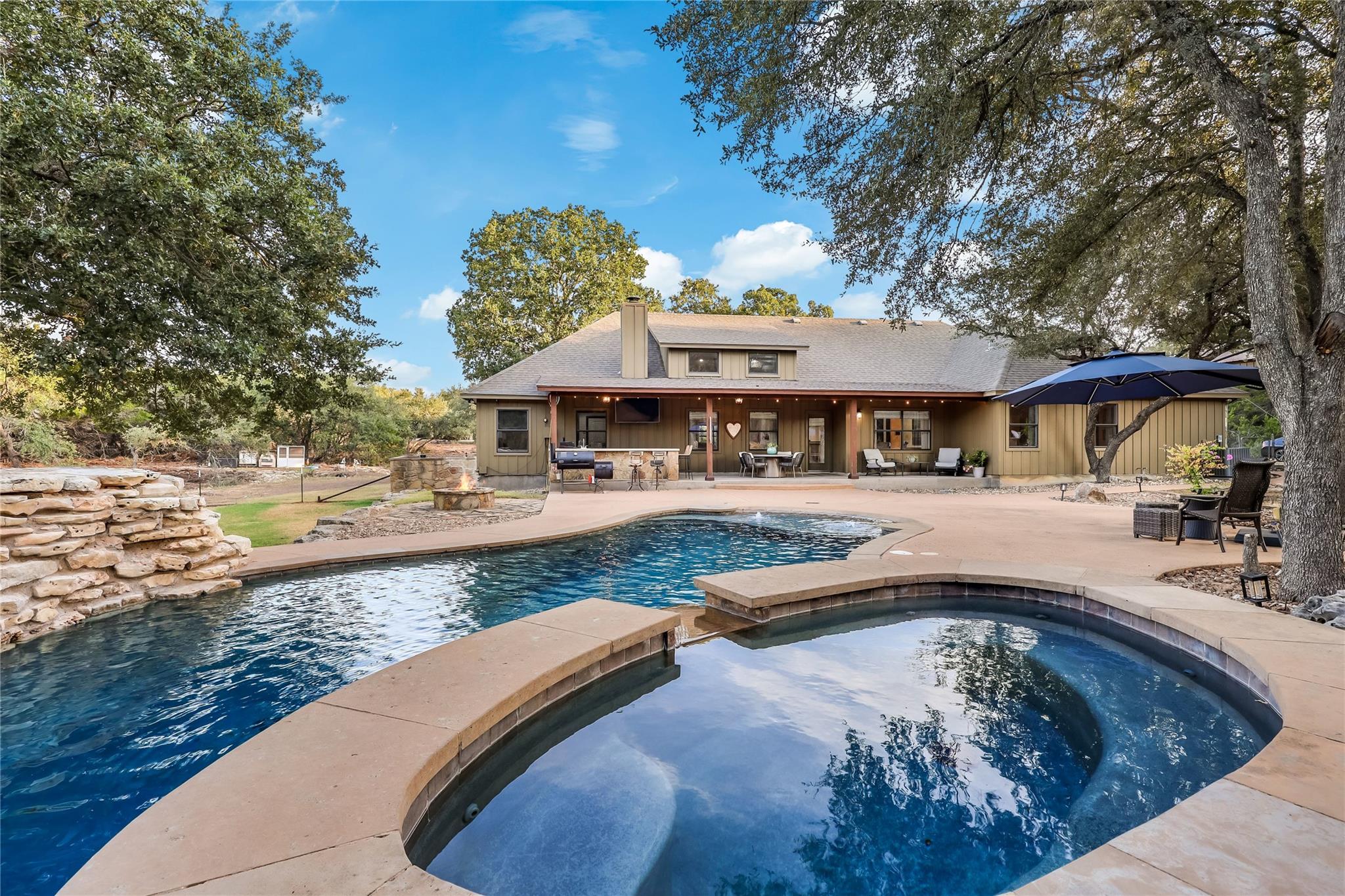 116 Apache Trl Property Photo 28