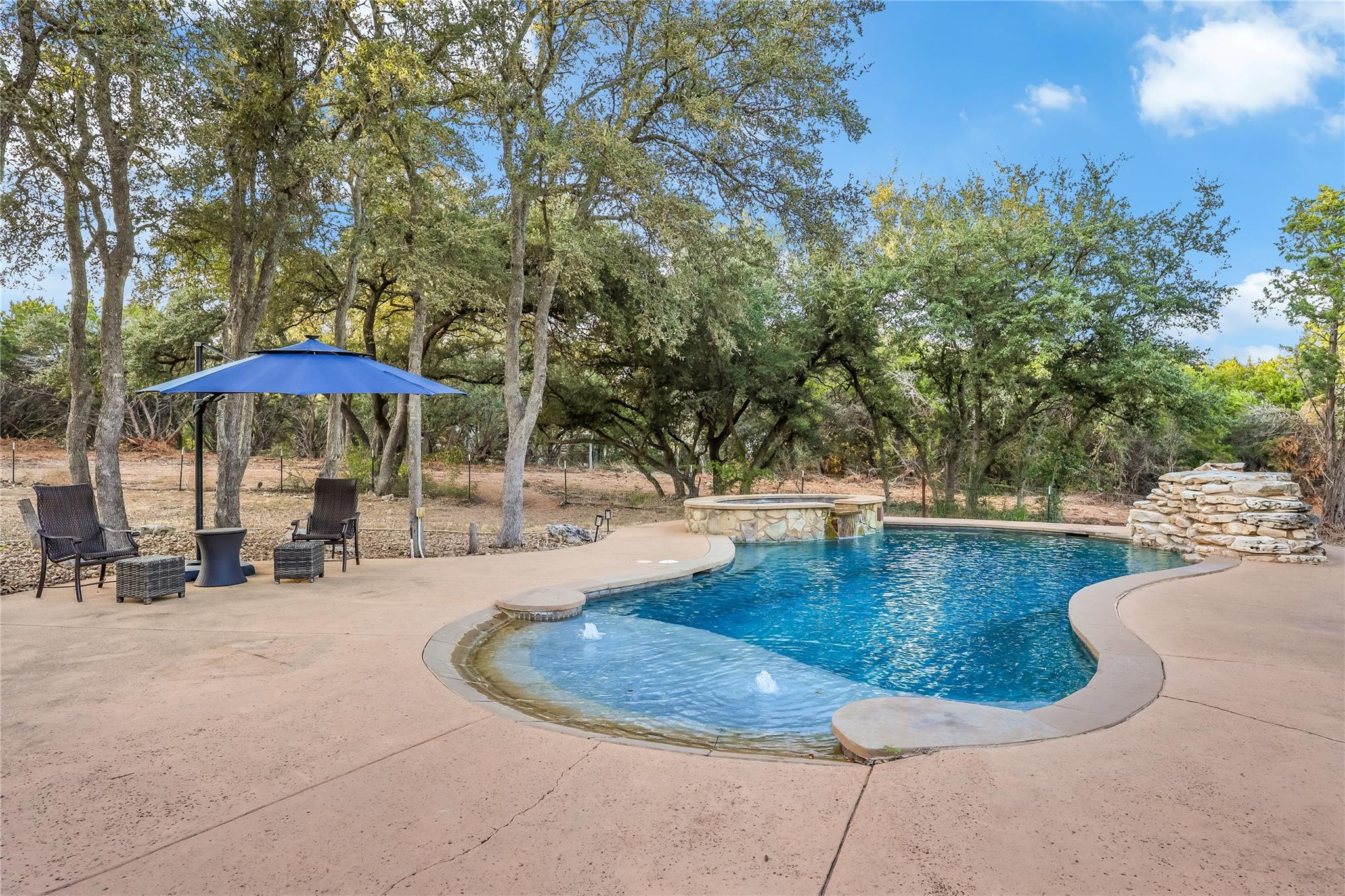 116 Apache Trl Property Photo 29