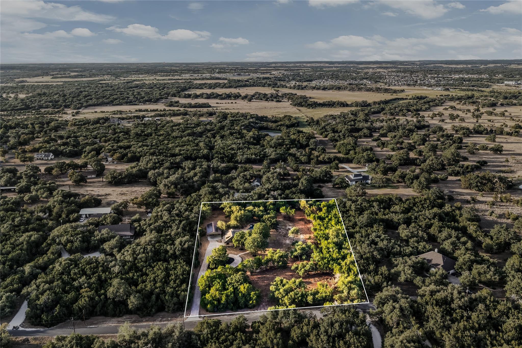 116 Apache Trl Property Photo 37