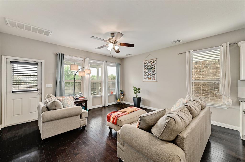 10104 Wading Pool Path Property Photo 8
