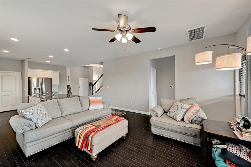 10104 Wading Pool Path Property Photo 11