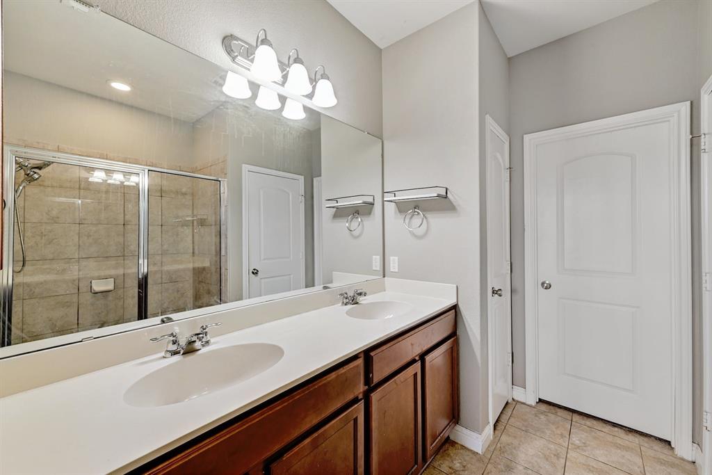 10104 Wading Pool Path Property Photo 13