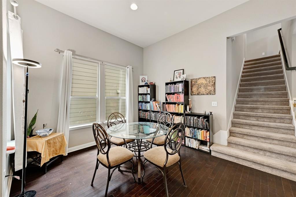 10104 Wading Pool Path Property Photo 15
