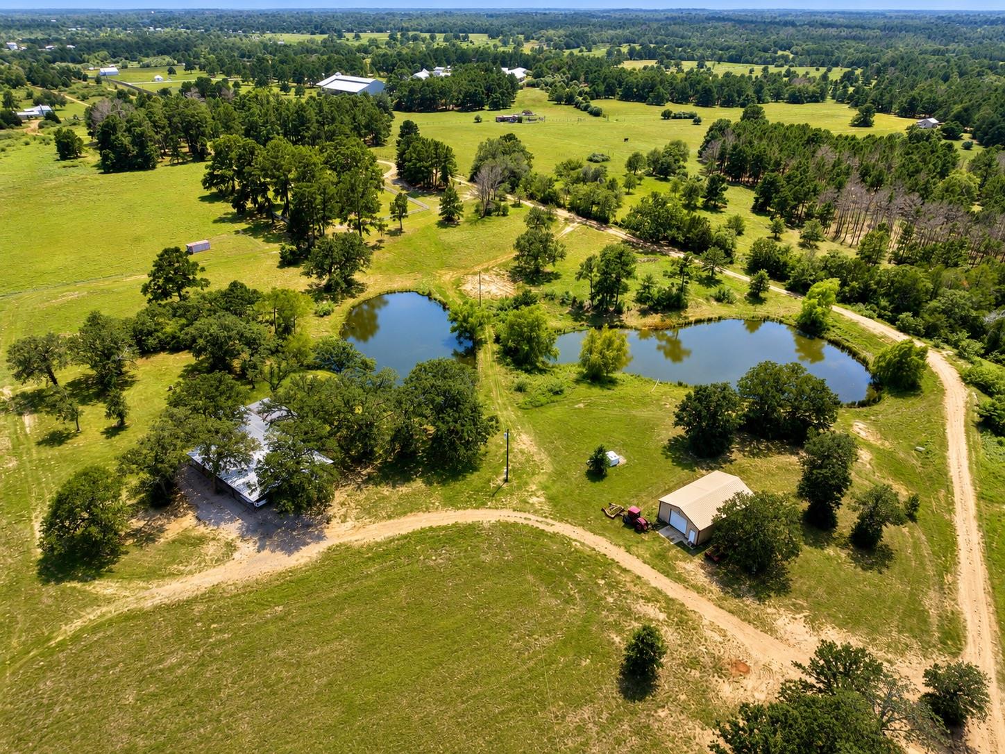 318 Grey Wolf Ln Property Photo 1