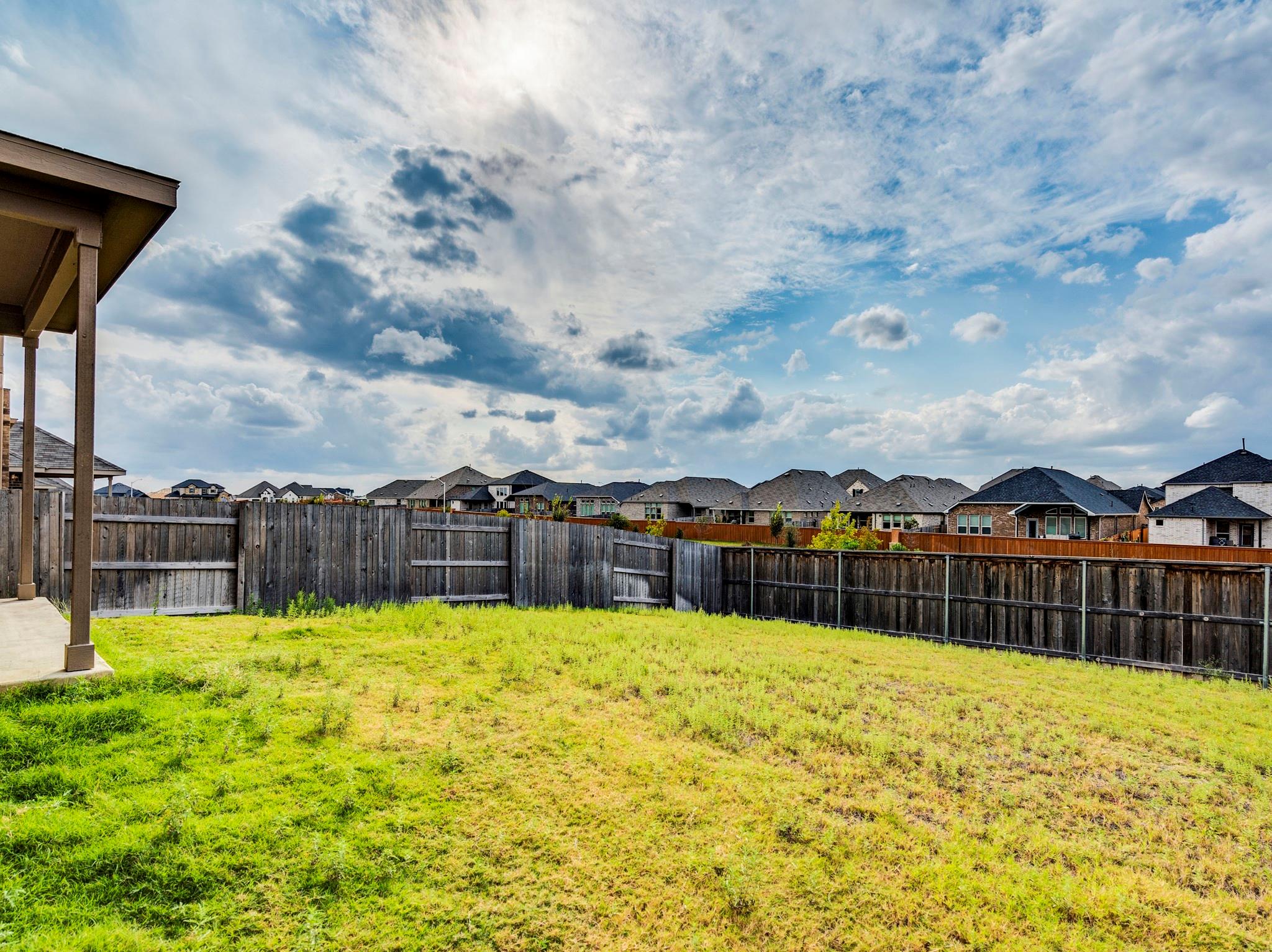 453 Tree Nut Loop Property Photo 25