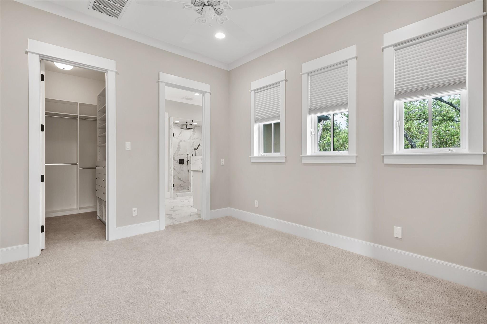 16009 Pontevedra Pl Property Photo 12