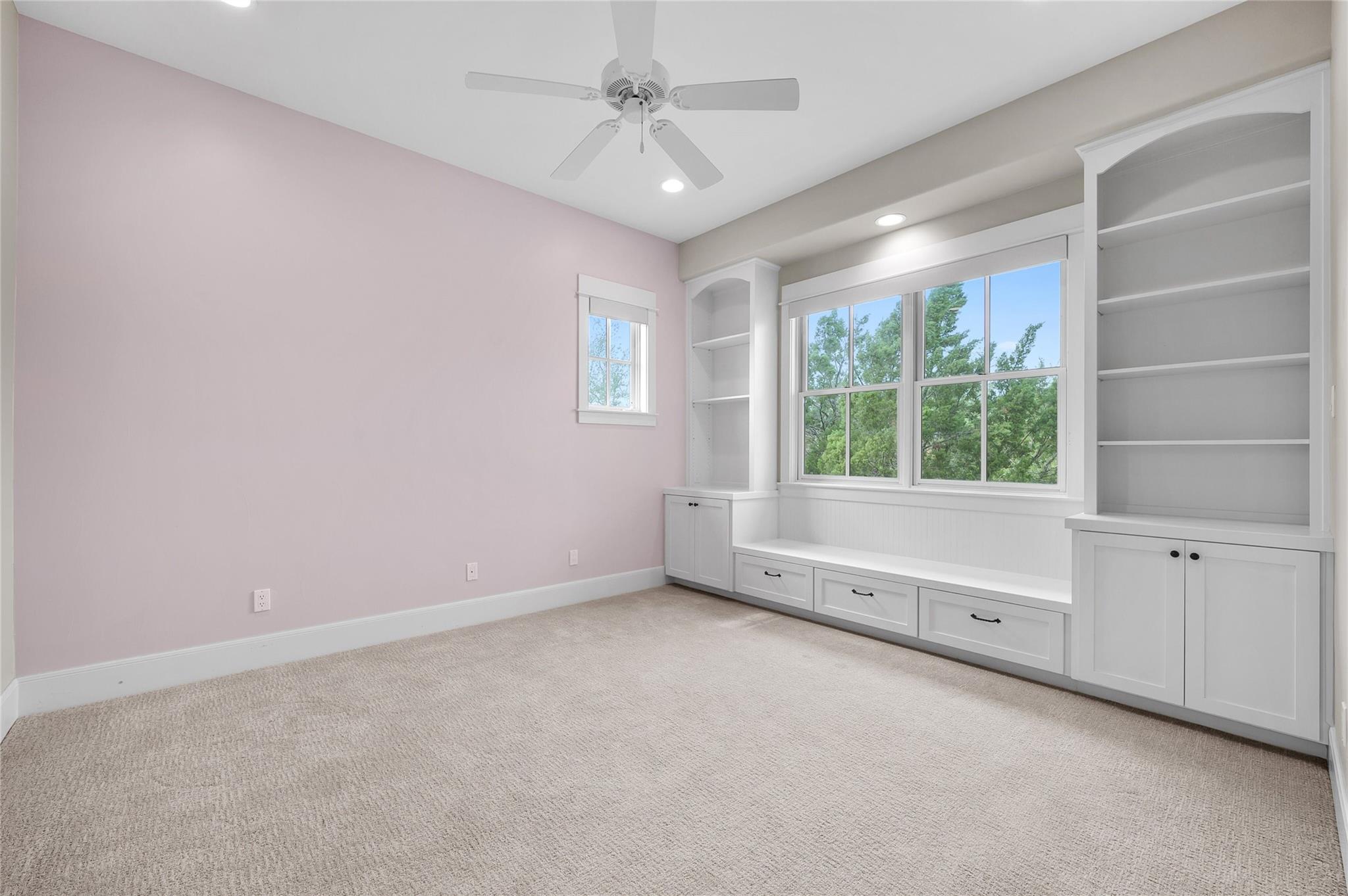 16009 Pontevedra Pl Property Photo 21