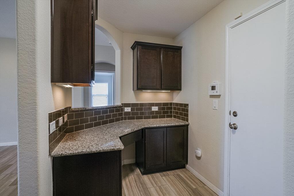 313 Longhorn Cavern Rd Property Photo 10