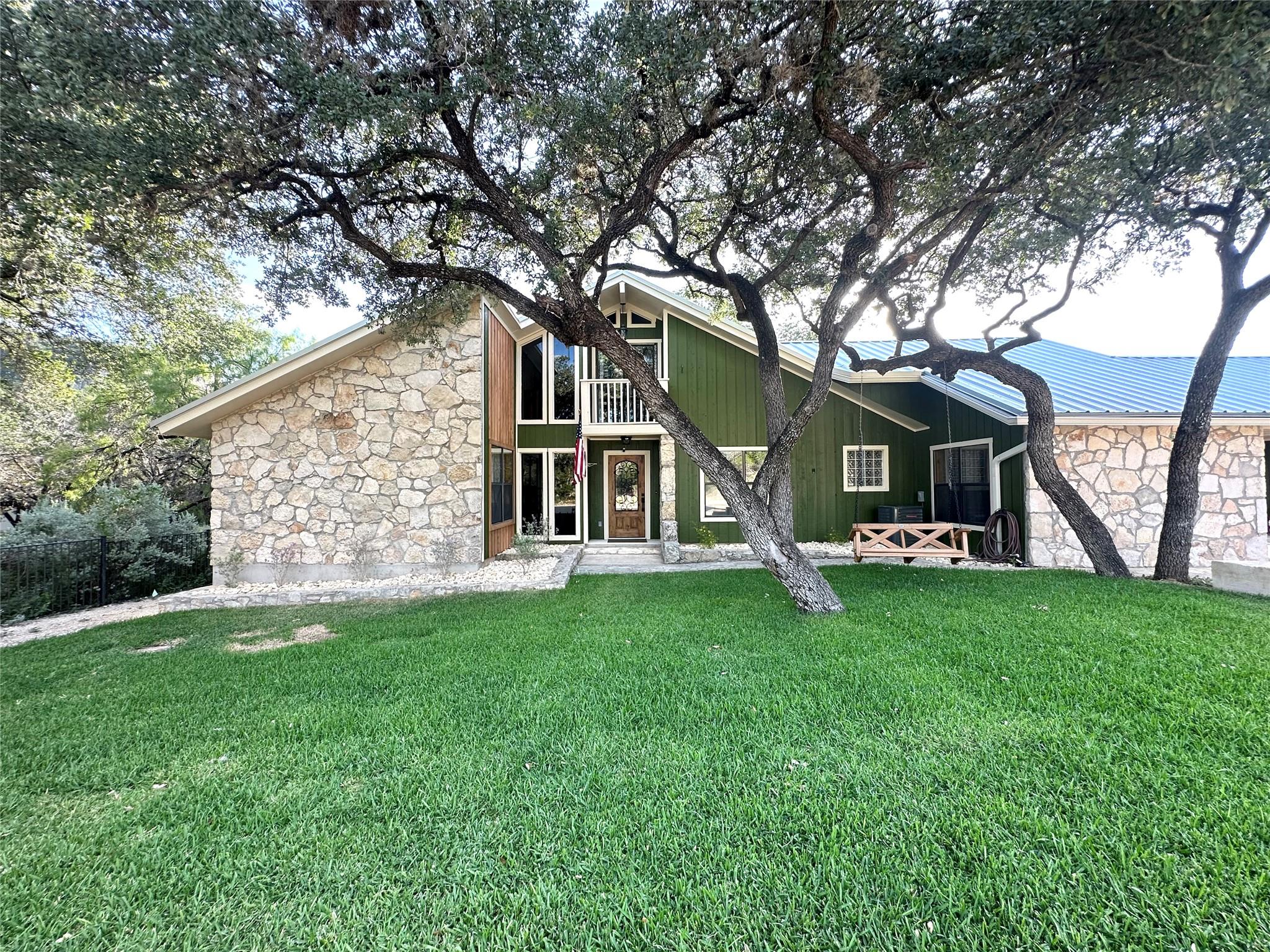 43 Lambert None Property Photo 1