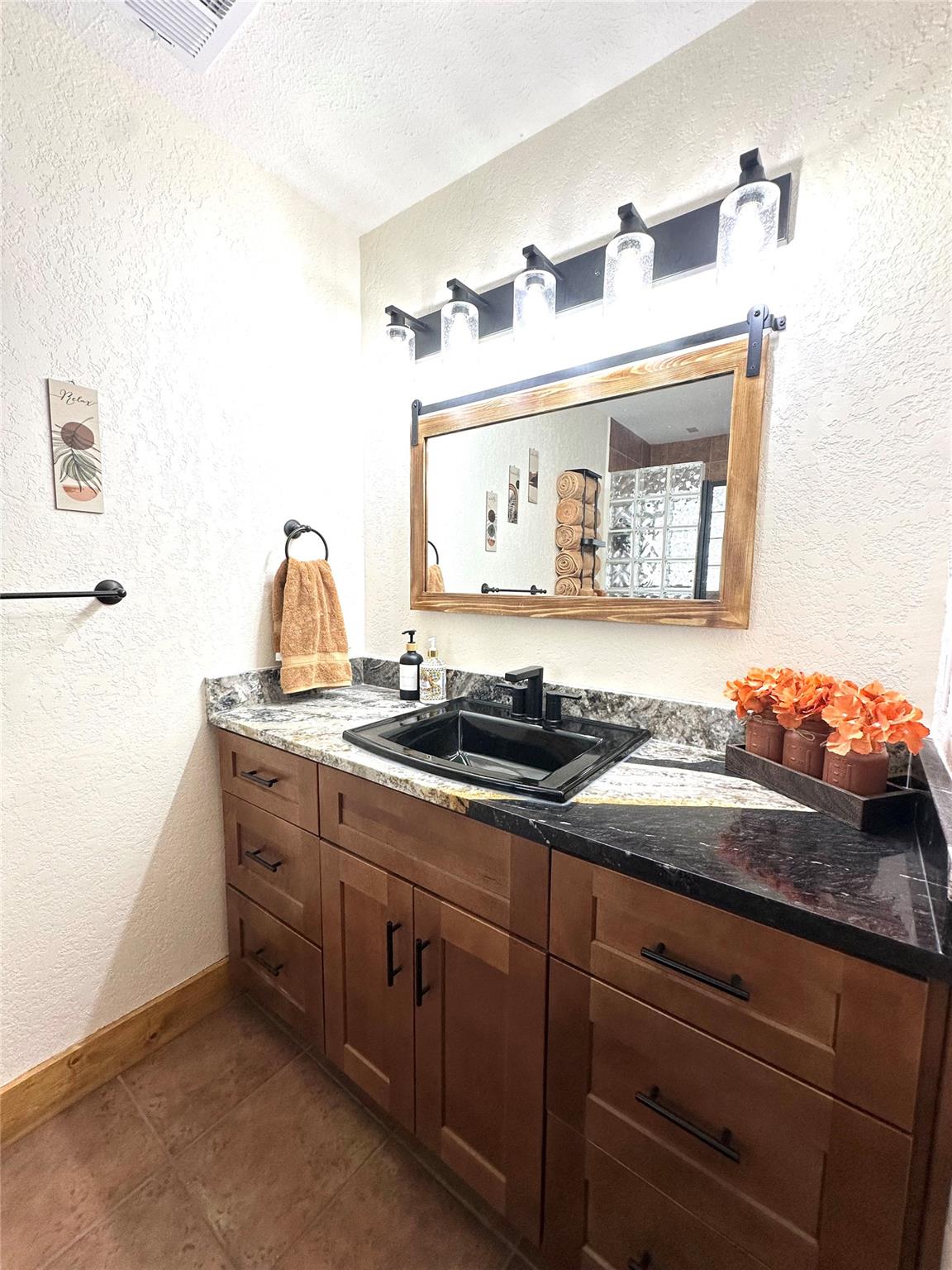 43 Lambert None Property Photo 25