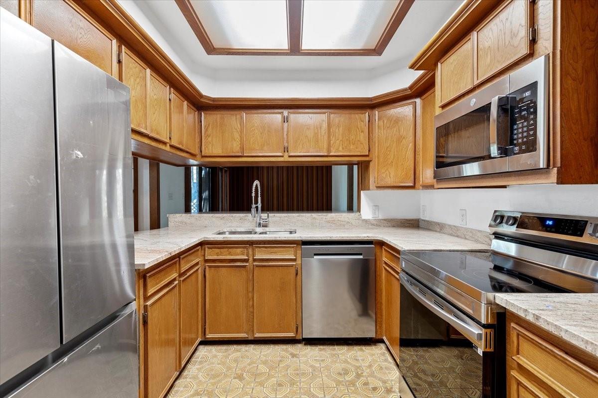 502 Grace Ln Property Photo 22