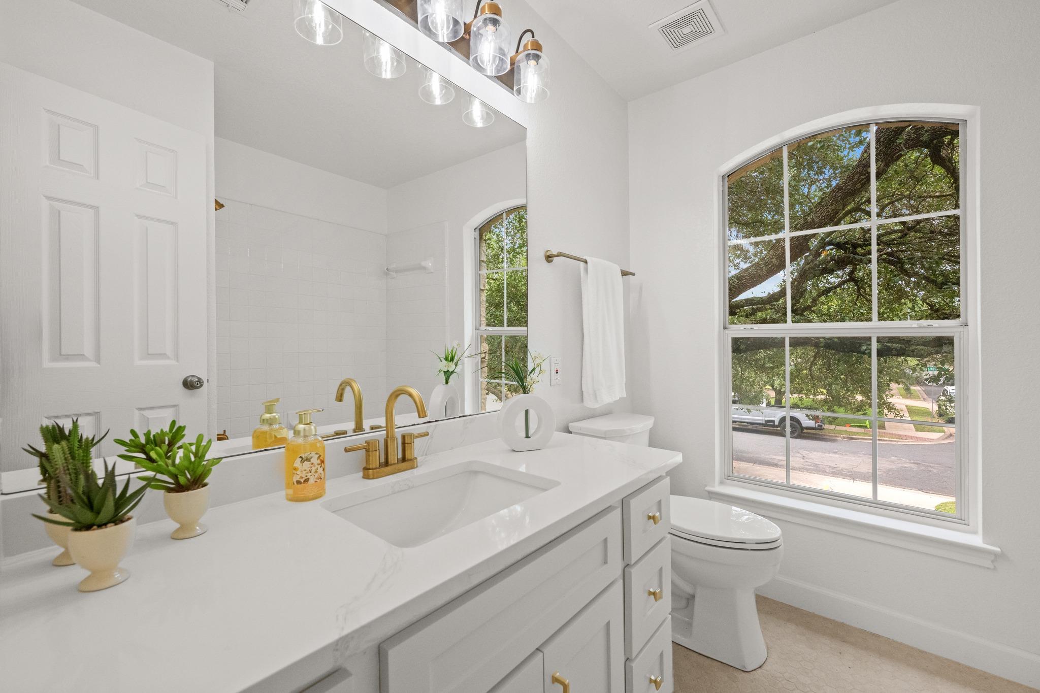 5212 Crystal Water Dr Property Photo 24