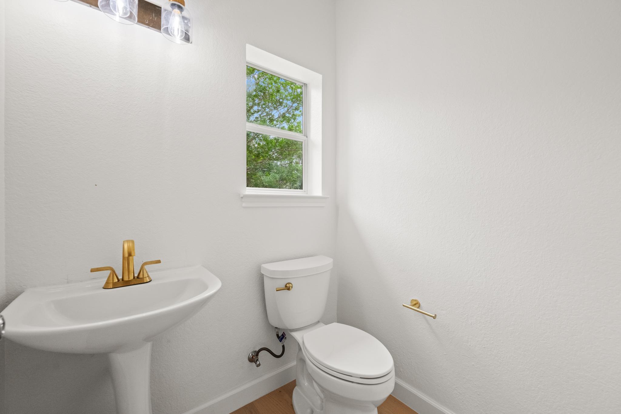 5212 Crystal Water Dr Property Photo 26