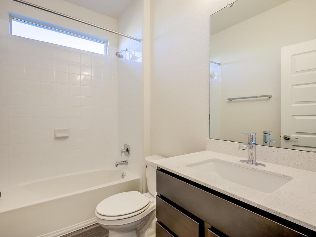16812 Marcello Dr Property Photo 5