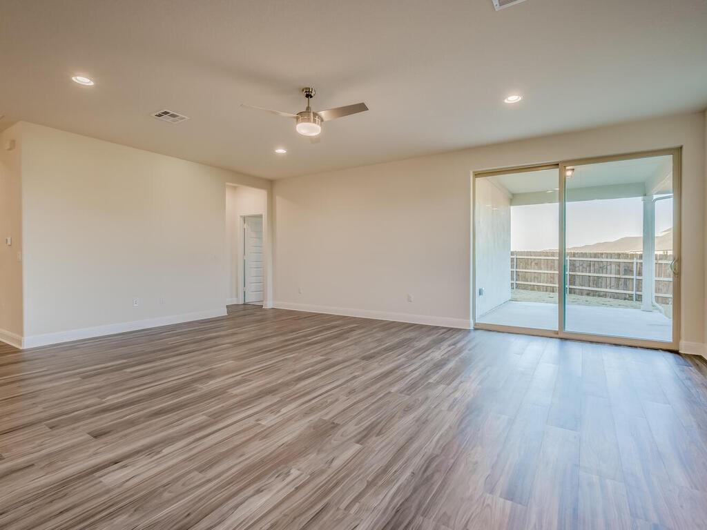 16812 Marcello Dr Property Photo 15