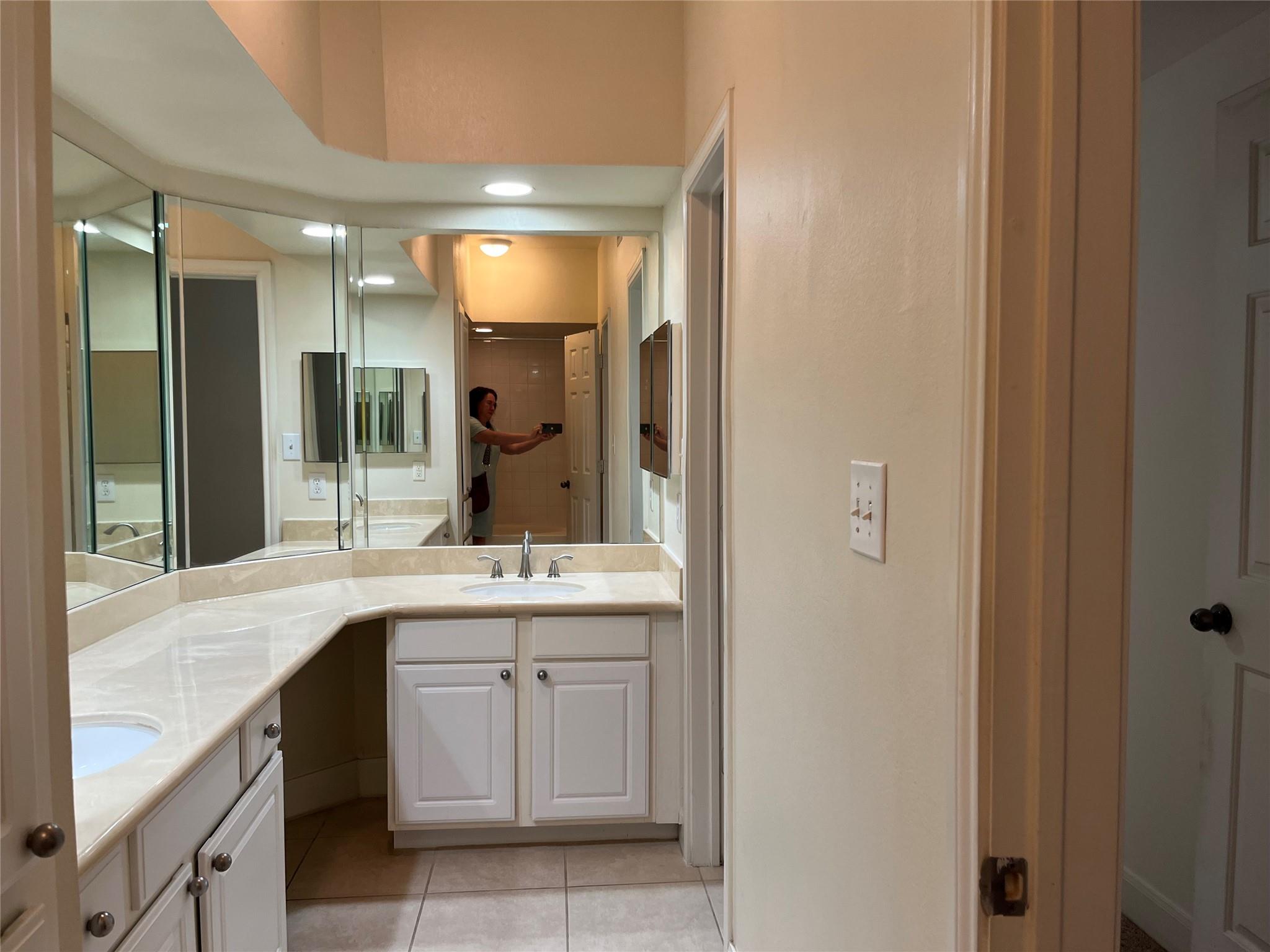 7701 Rialto Blvd 1326 Property Photo 13