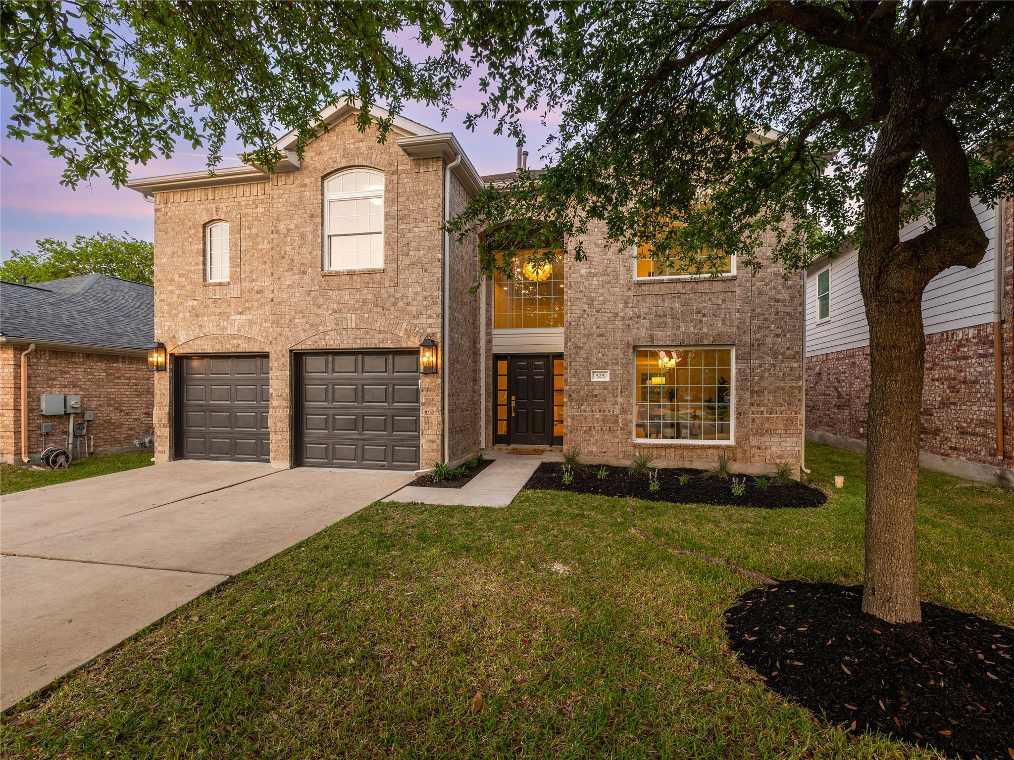 525 Golden Creek Dr Property Photo 1