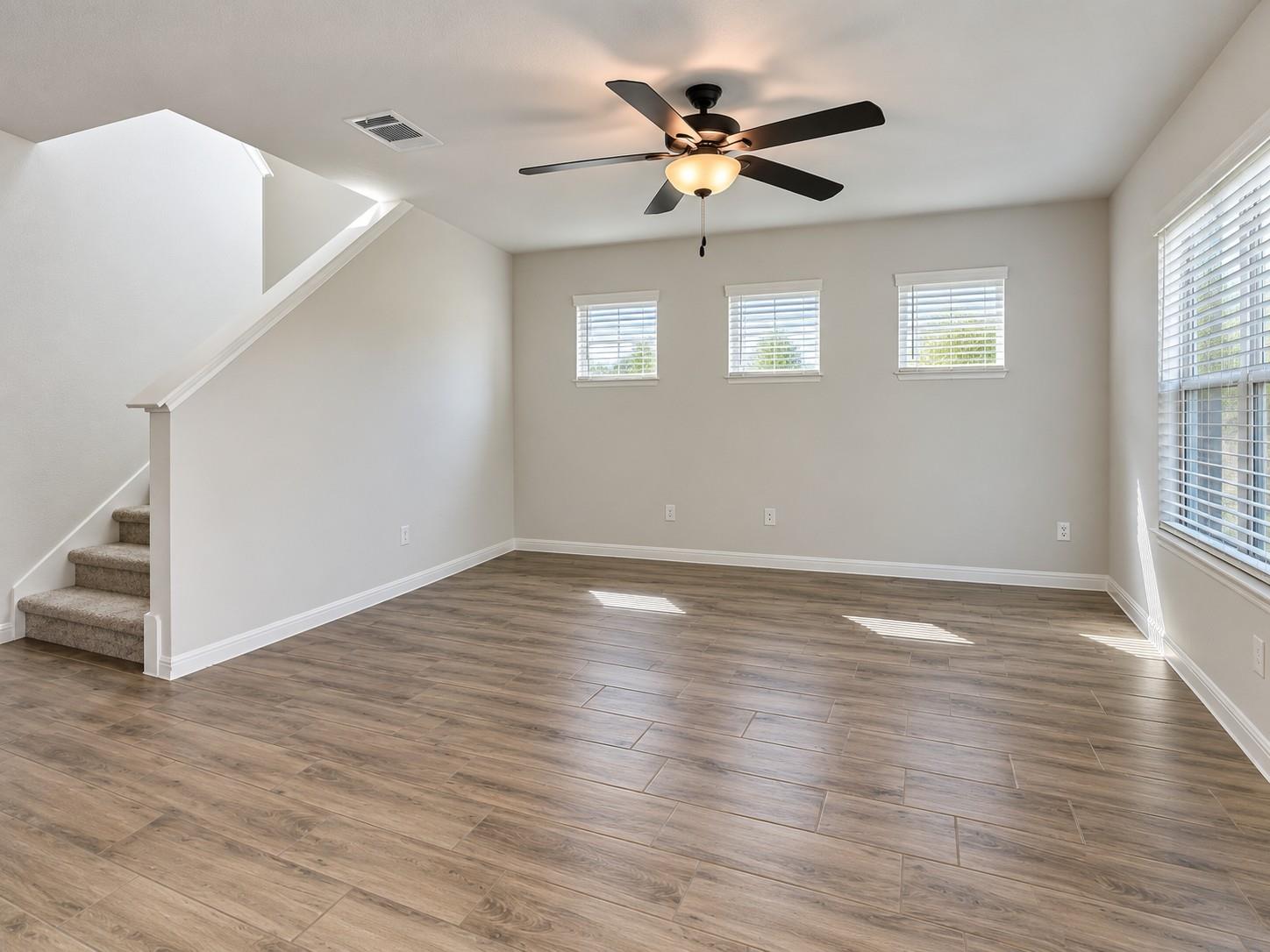 2801 Seneca Path #32 Property Photo 5