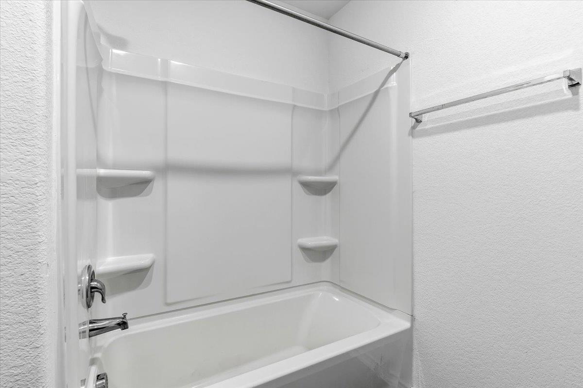 1140 Cattail Ln Property Photo 21
