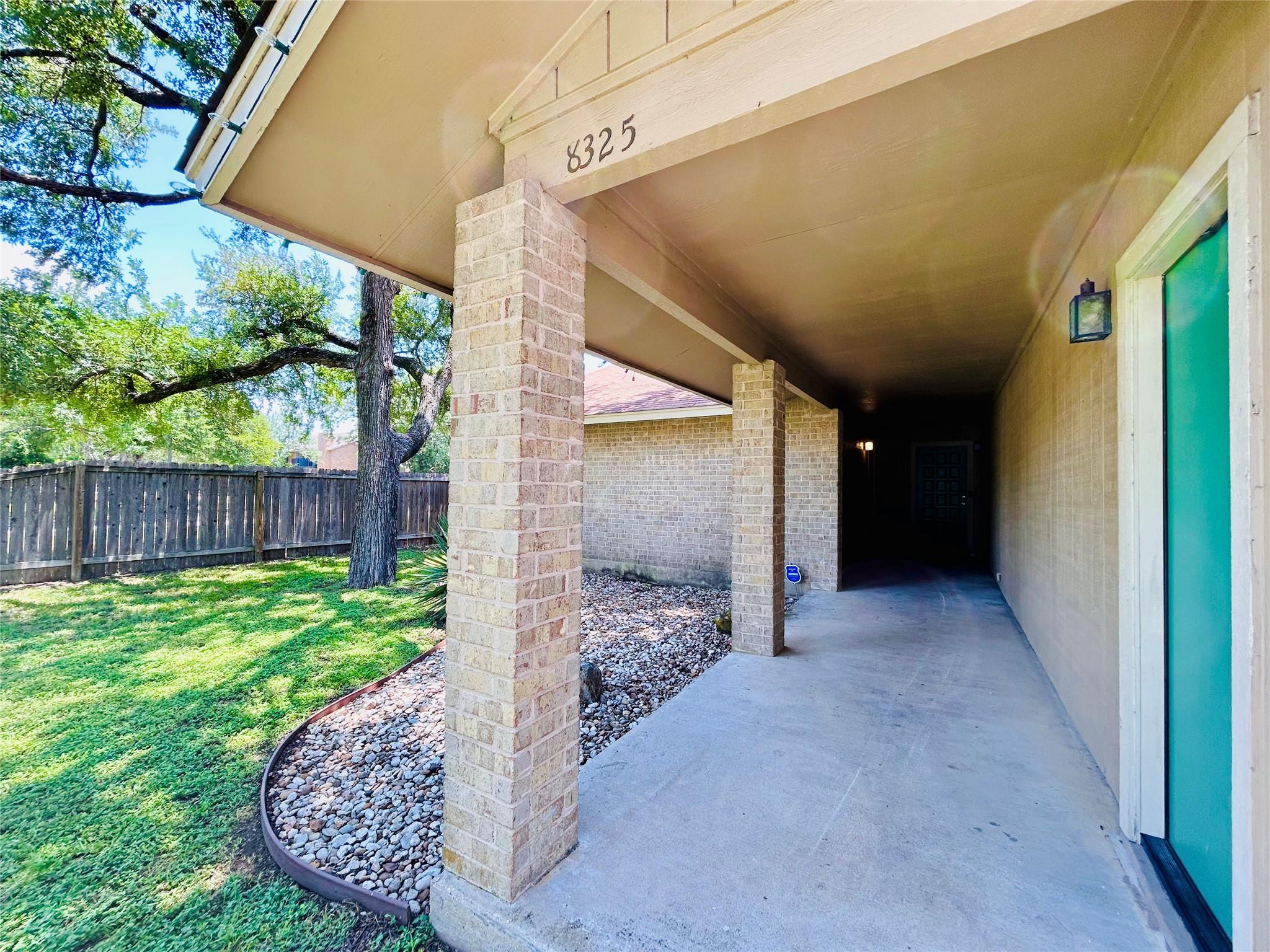 8325 Fathom Cir #a Property Photo 3