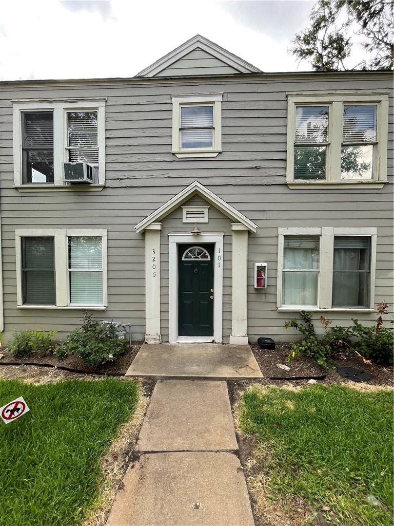 3205 Helms St #201 Property Photo 7