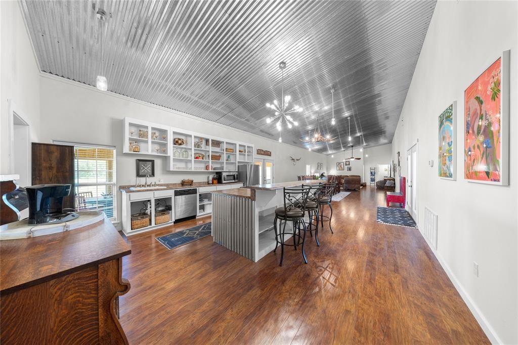 6417 County Road 240 Property Photo 7