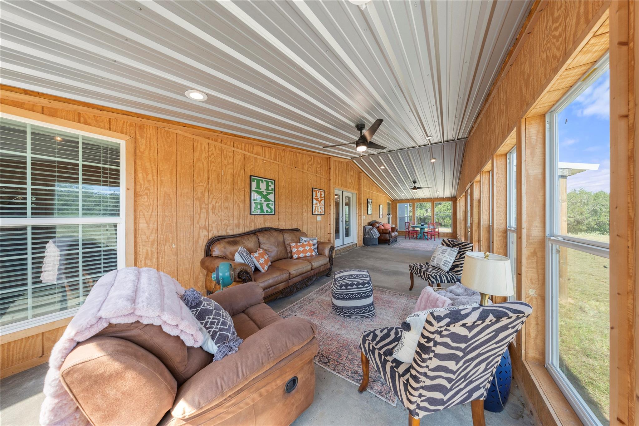 6417 County Road 240 Property Photo 21