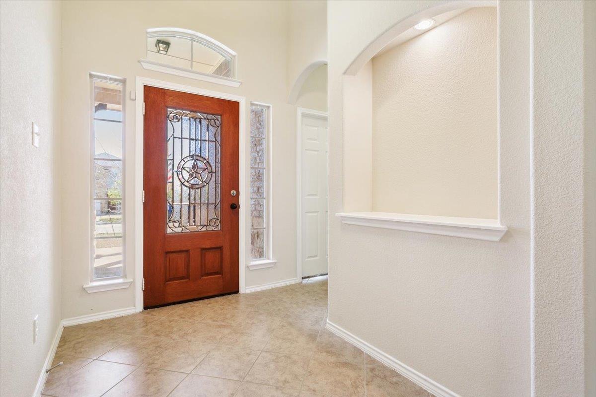 1110 Basalt Ct Property Photo 5