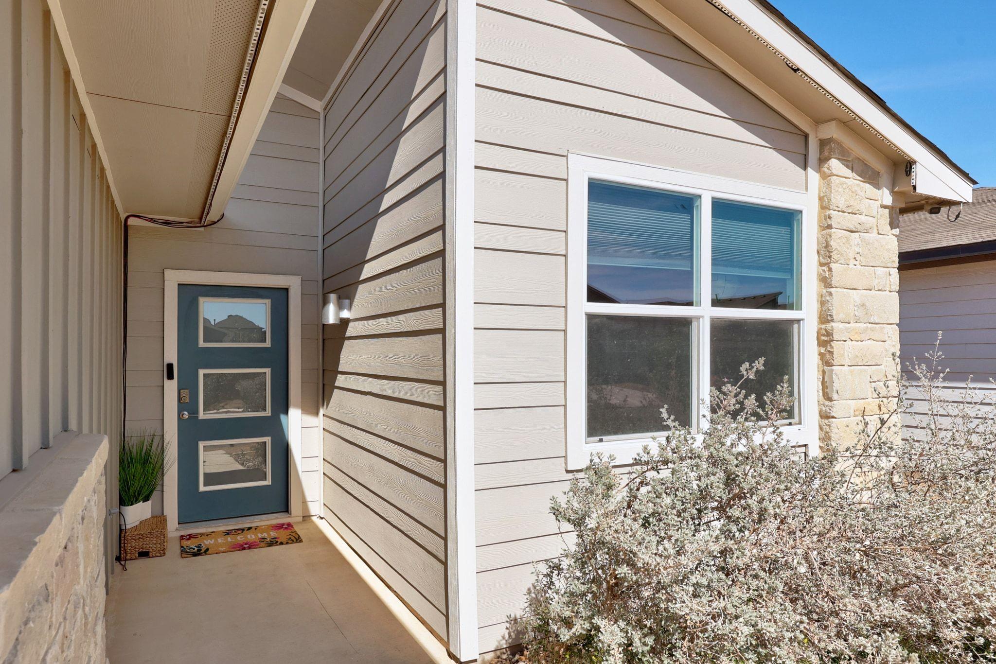 129 Cupreata Ln Property Photo 2