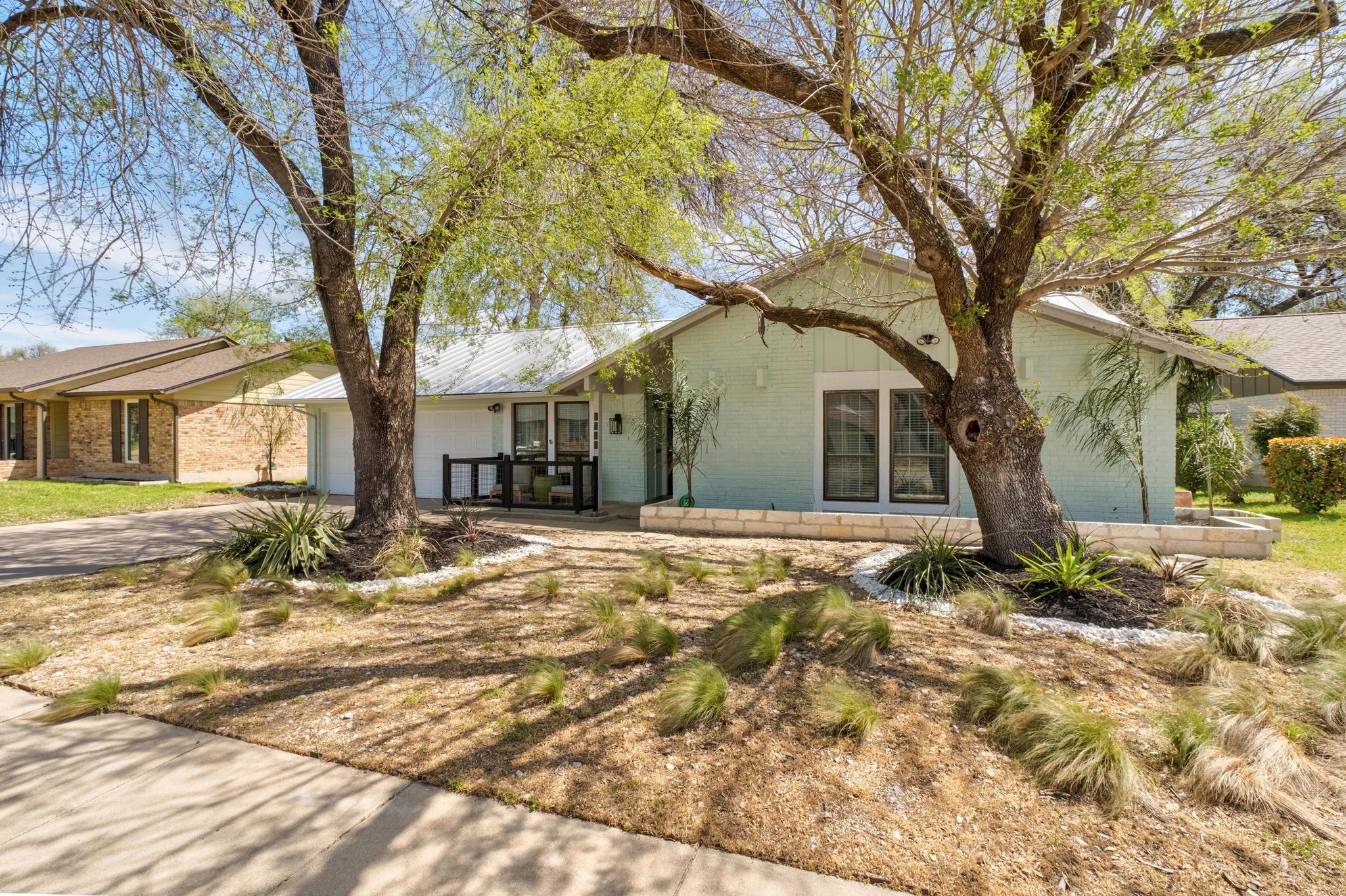 1313 Neans Dr Property Photo