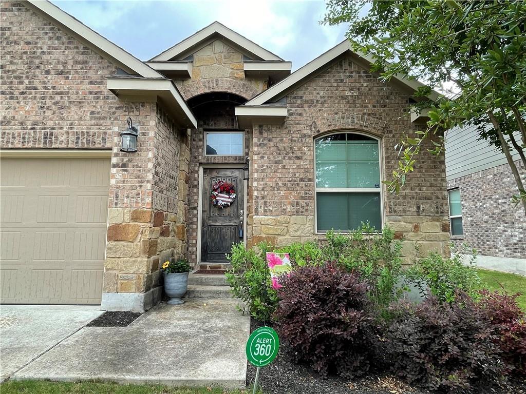 18021 Crimson Apple Way Property Photo 2