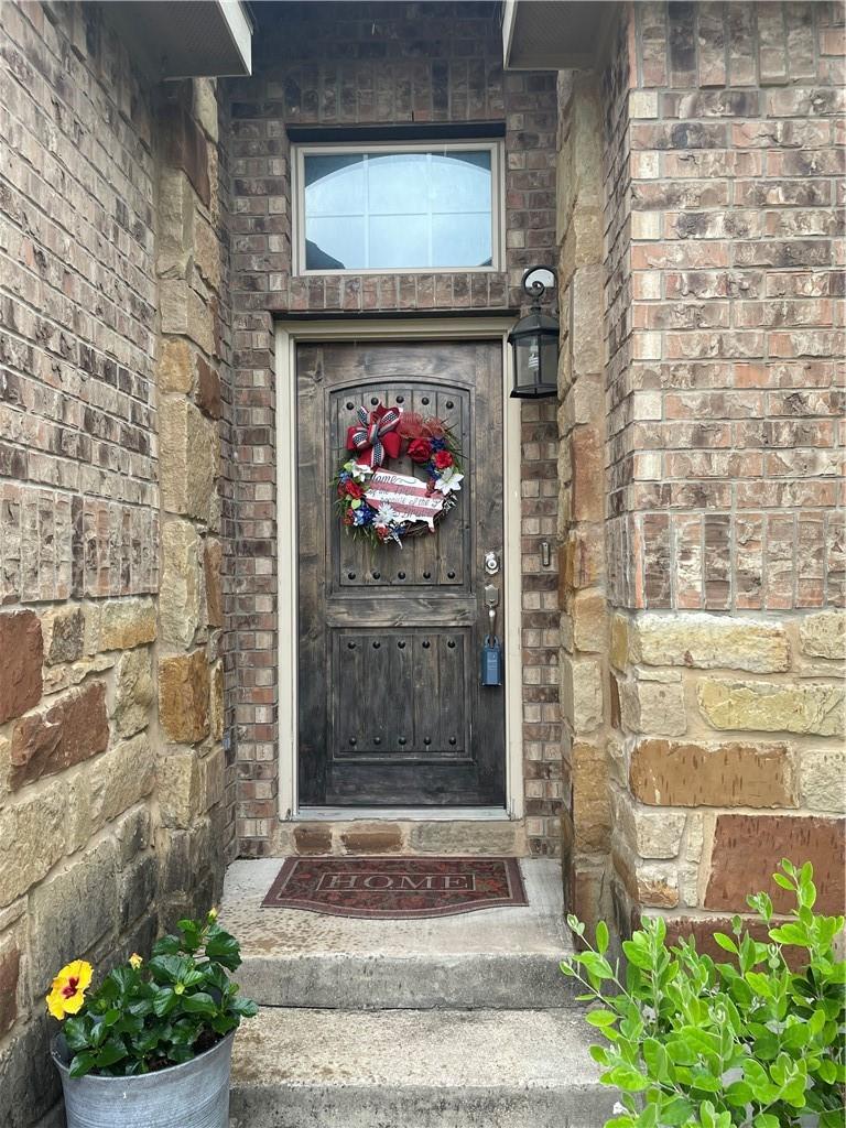 18021 Crimson Apple Way Property Photo 3
