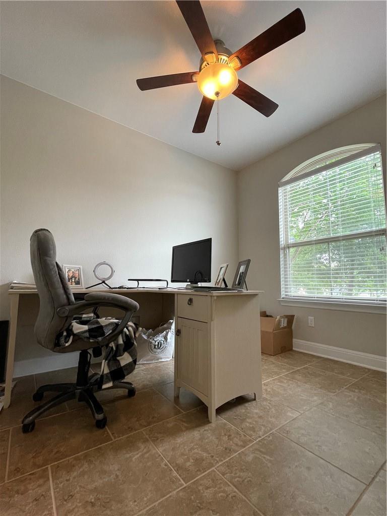 18021 Crimson Apple Way Property Photo 5