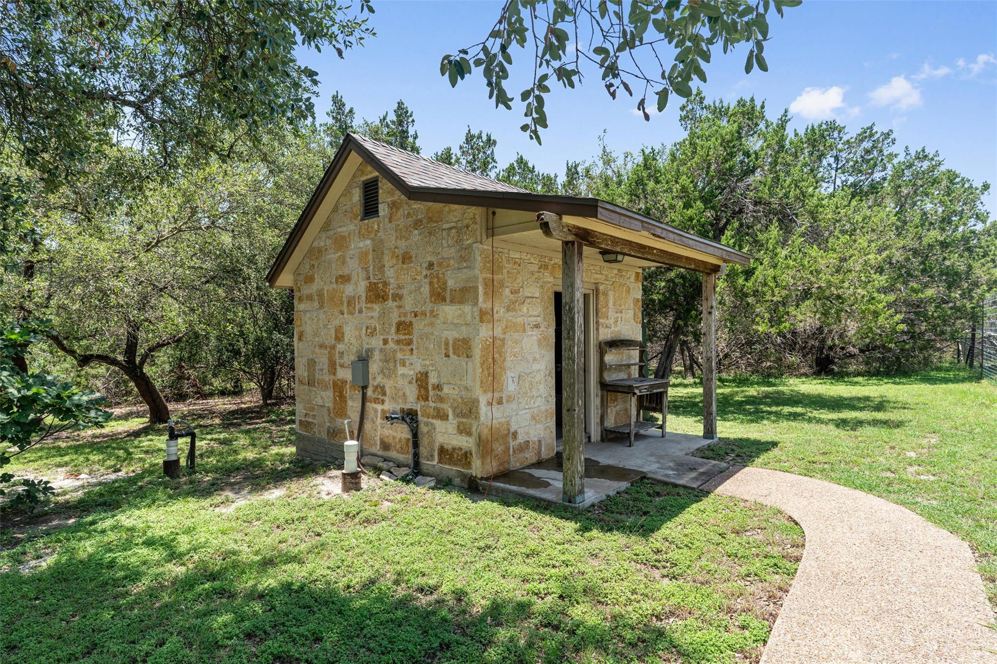220 Sundance Trl Property Photo 37