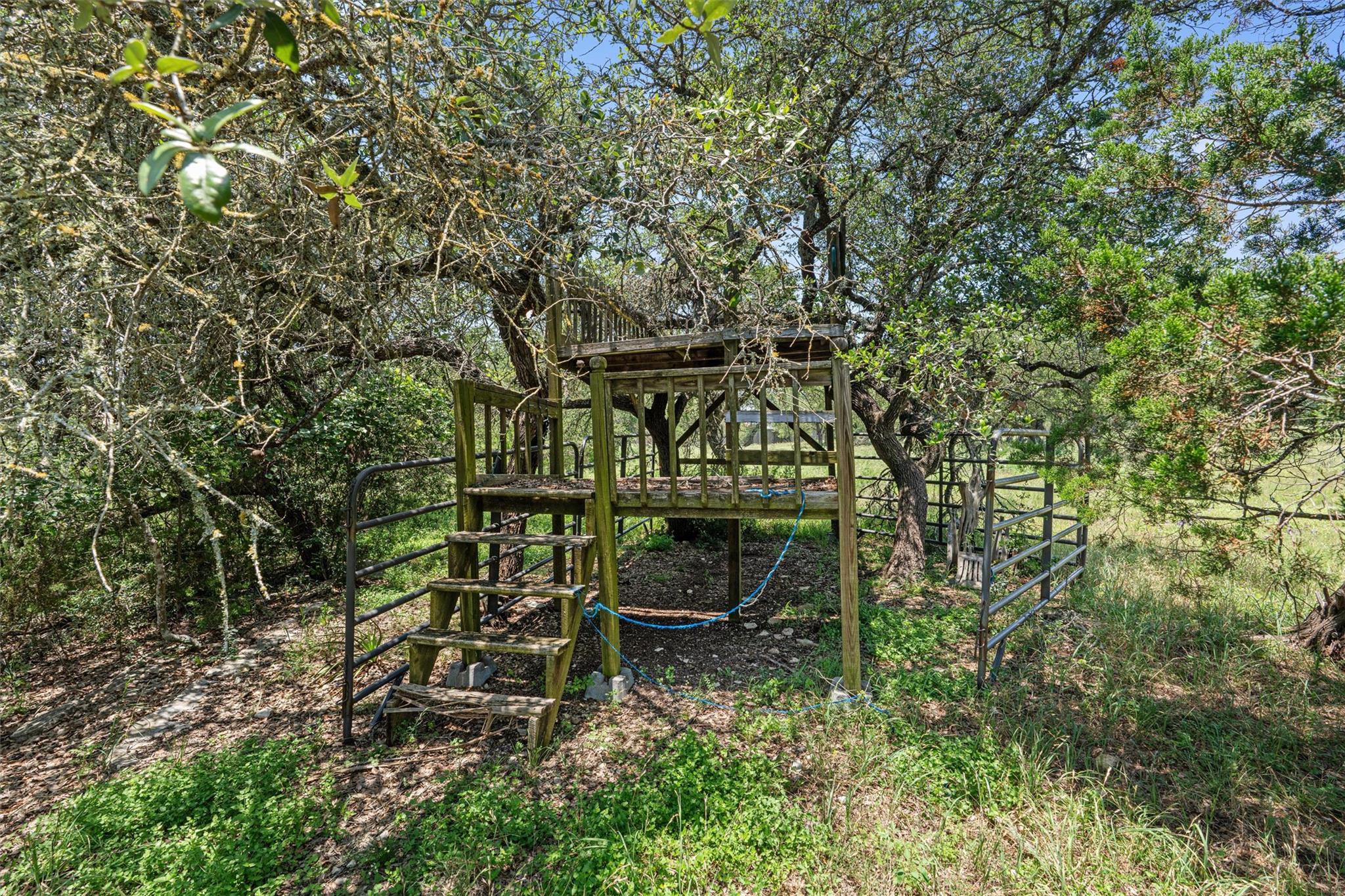 220 Sundance Trl Property Photo 38