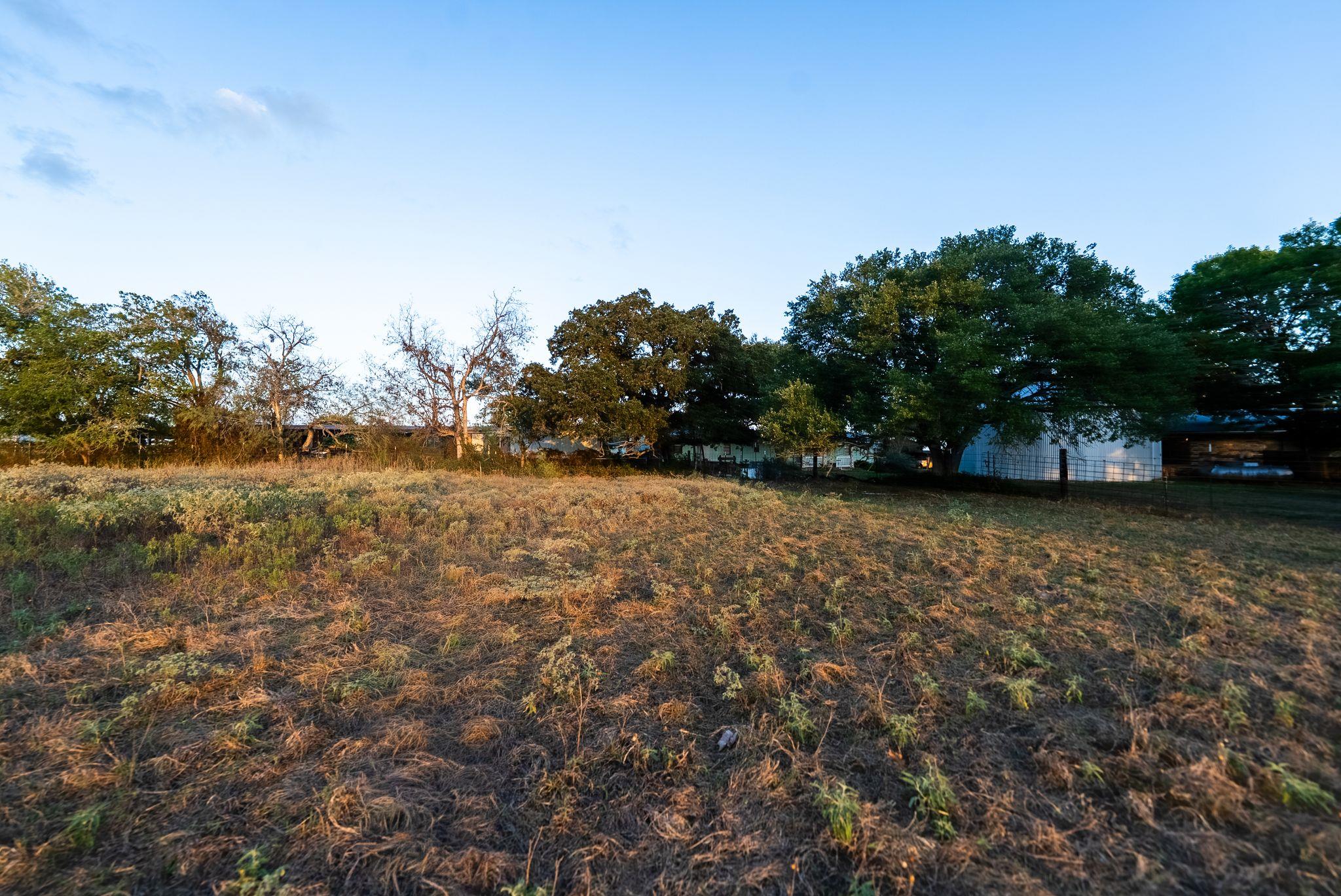 425 Seawillow Rd Property Photo 3
