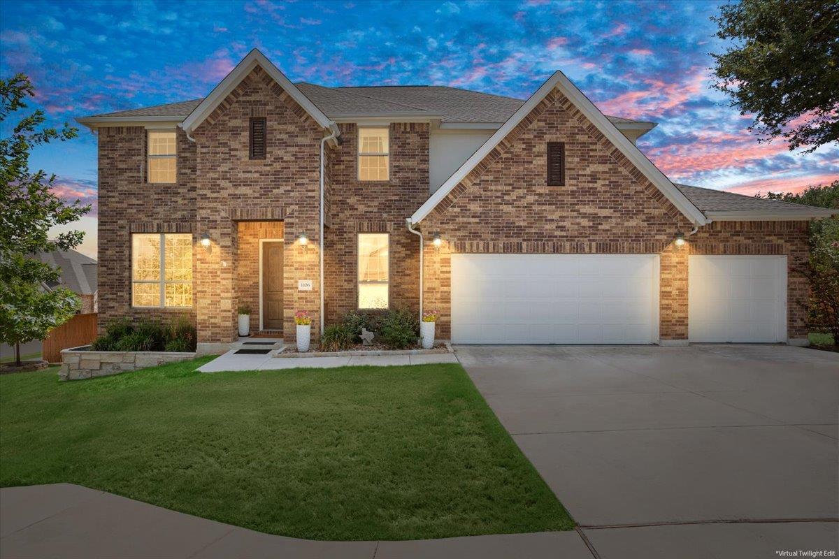1106 Silent Oaks Dr Property Photo 2