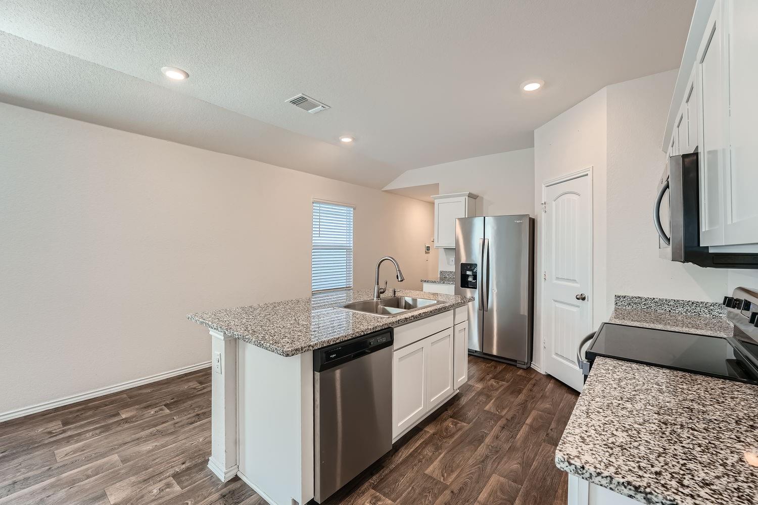11804 Rush Ln Property Photo 6