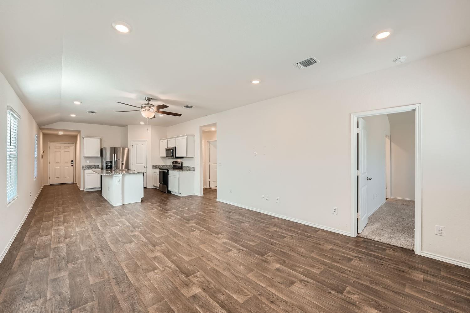 11804 Rush Ln Property Photo 9