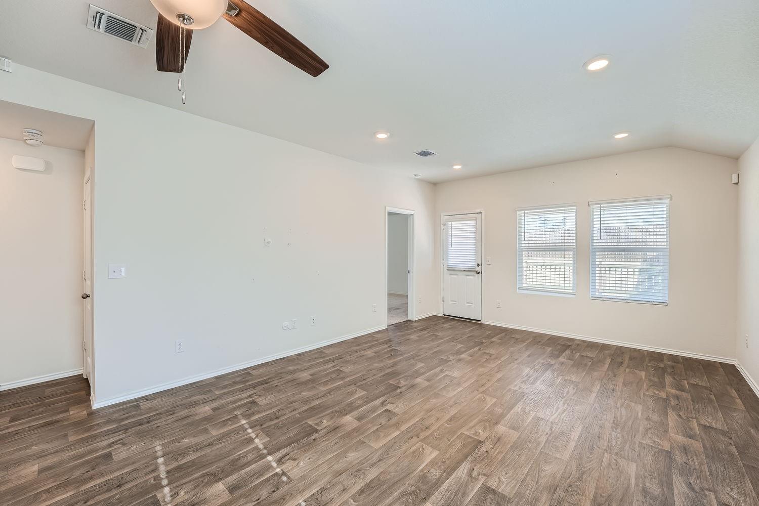 11804 Rush Ln Property Photo 11