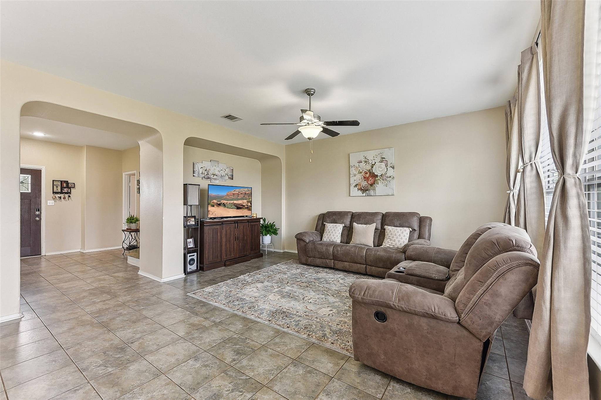 132 Brittany Ln Property Photo 7