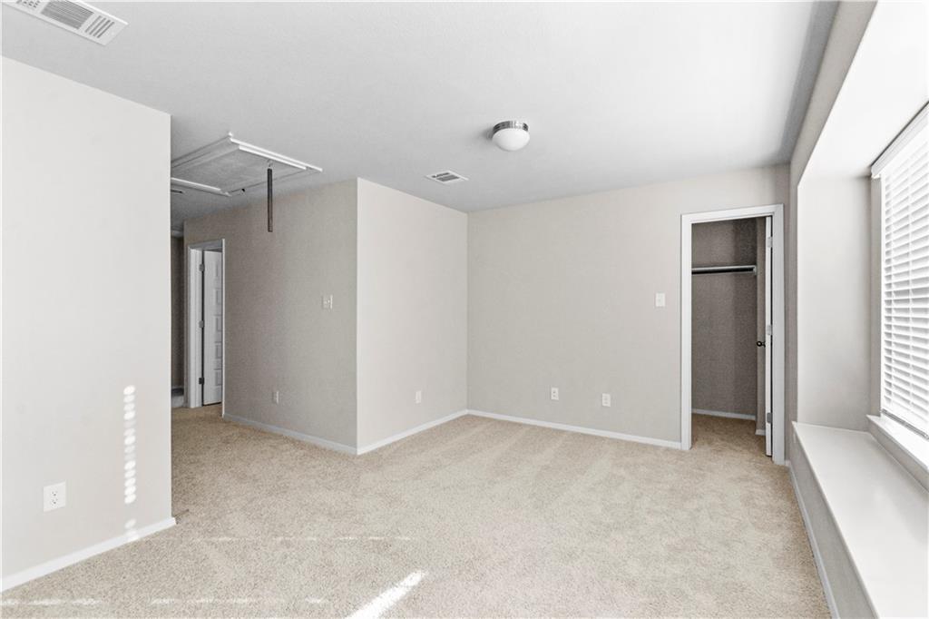 124 Fabion St Property Photo 11