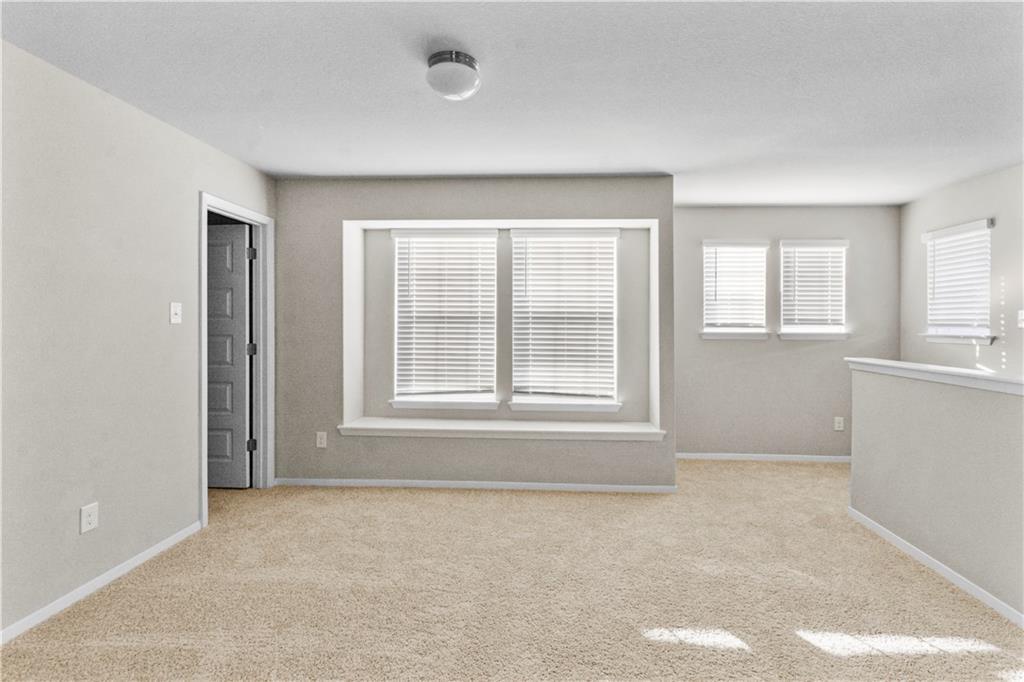 124 Fabion St Property Photo 12