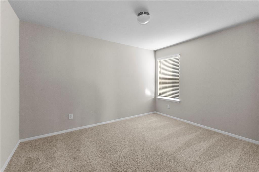124 Fabion St Property Photo 15