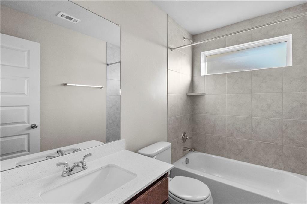 124 Fabion St Property Photo 16