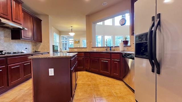 7908 Menler Dr Property Photo 5