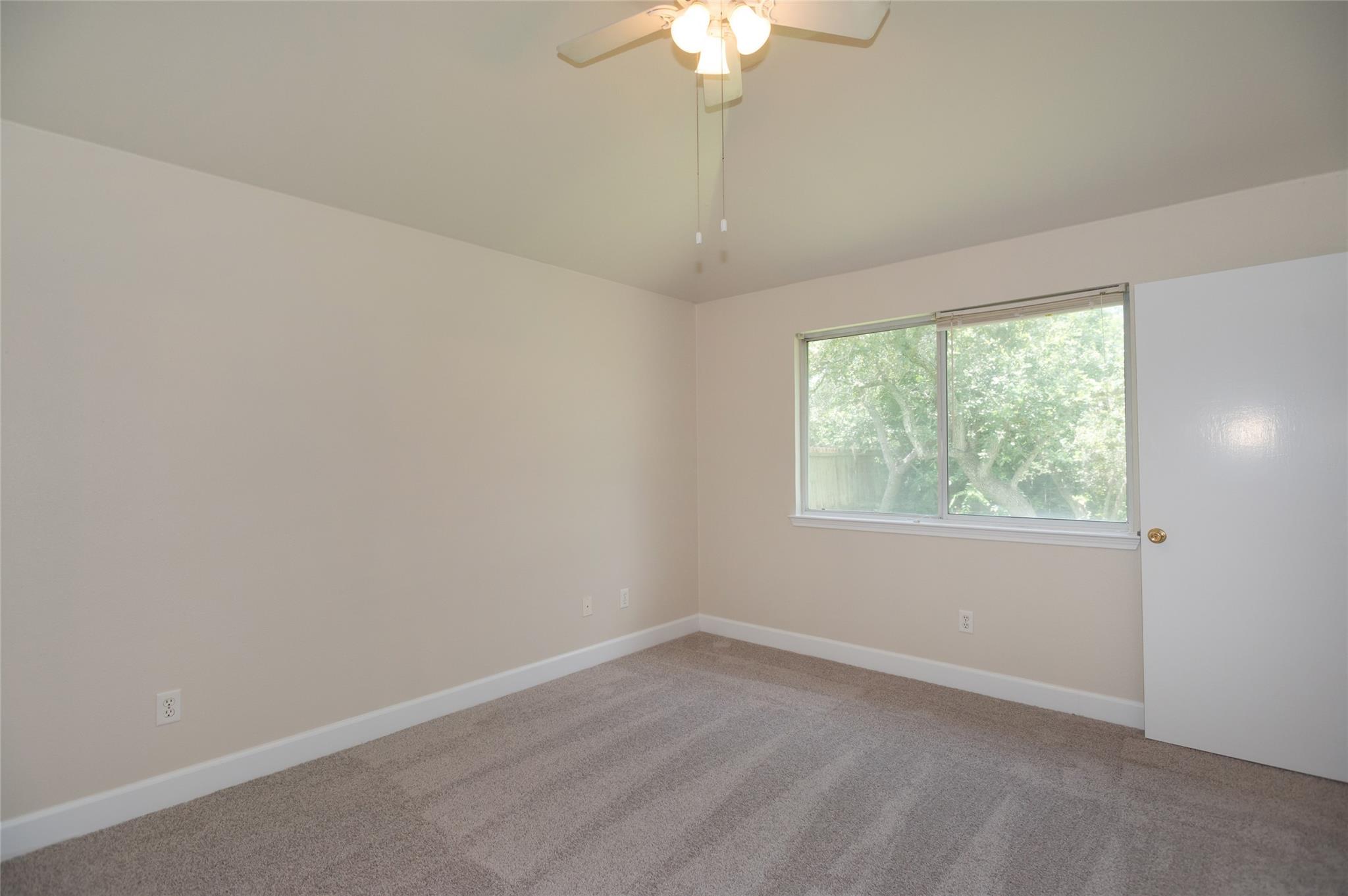 609 Sunny Brook Dr Property Photo 9