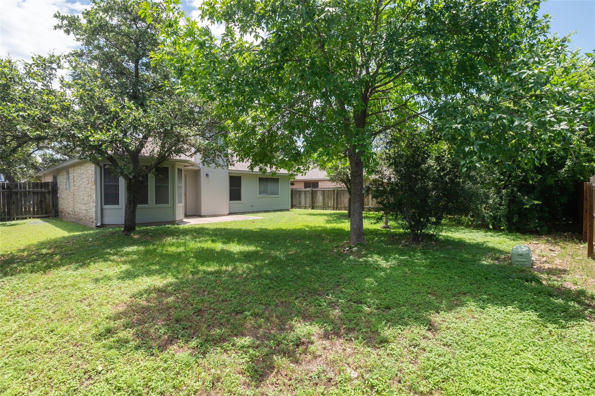 609 Sunny Brook Dr Property Photo 16