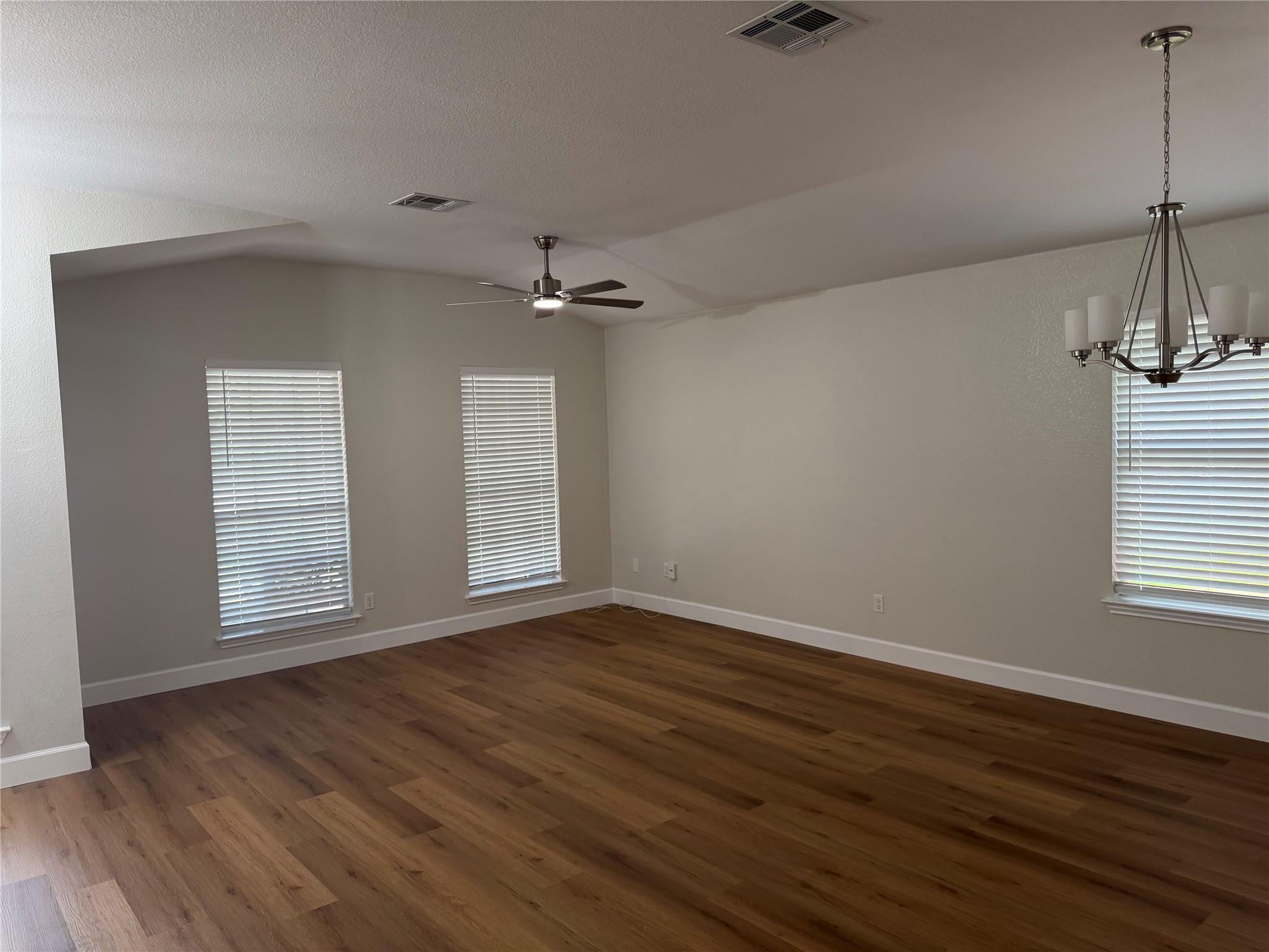 4604 Ramies Run Property Photo 5